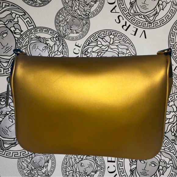Versace Gold Pouch Clutch/Crossbody, comes with unbranded chain & Versace Box - Picture 6 of 10